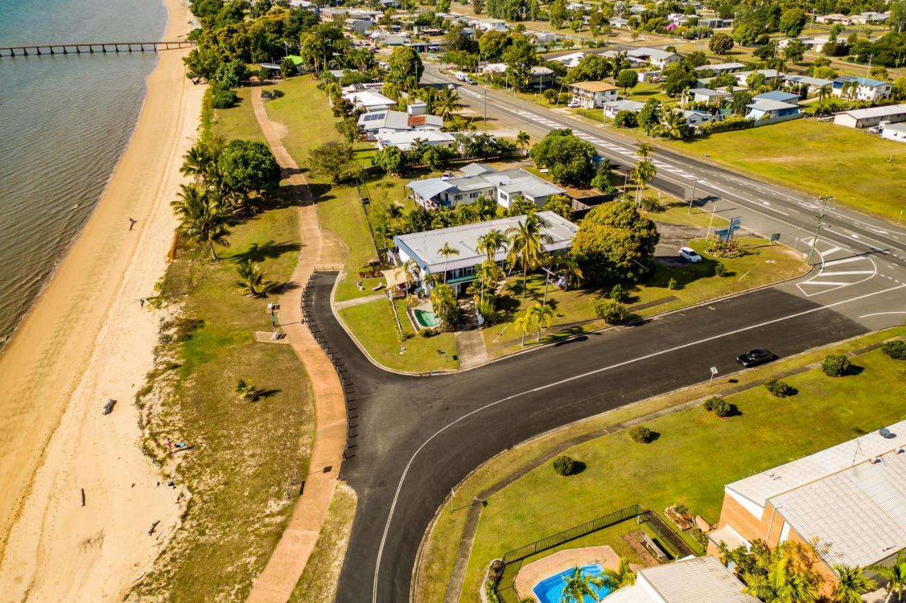 Cardwell Beachfront Motel מראה חיצוני תמונה