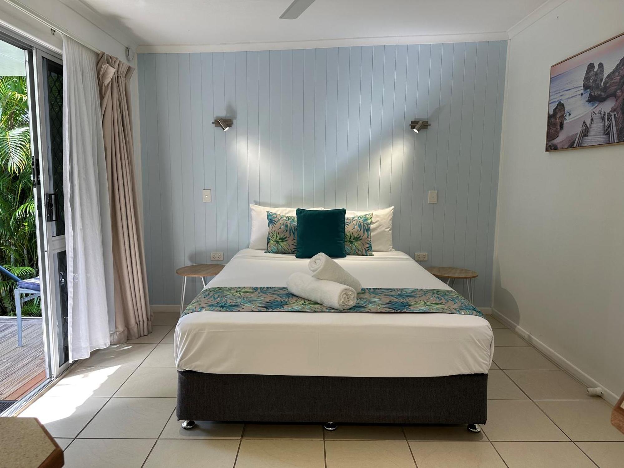 Cardwell Beachfront Motel מראה חיצוני תמונה