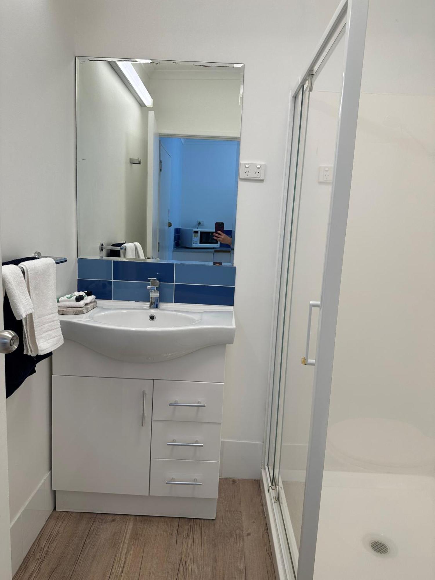 Cardwell Beachfront Motel מראה חיצוני תמונה
